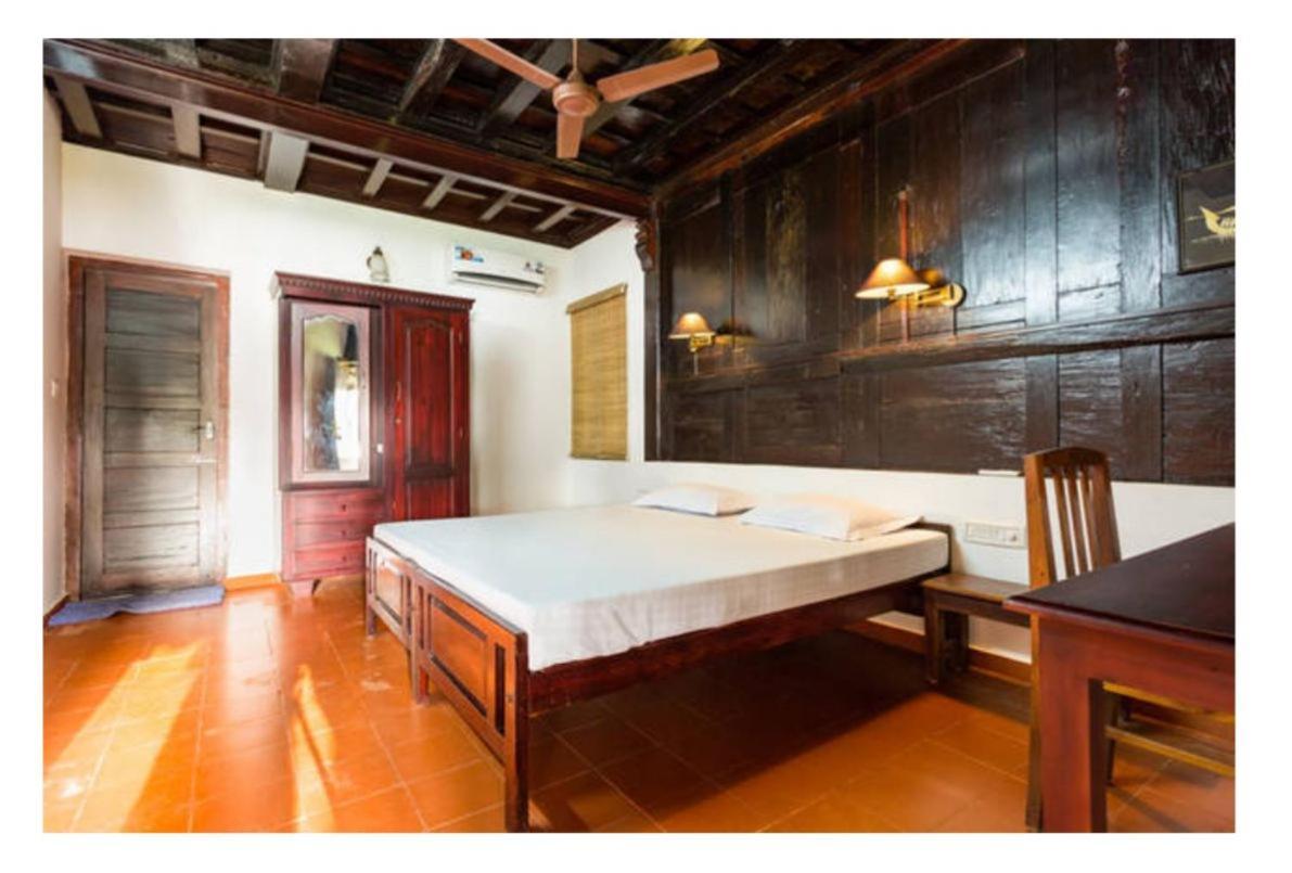 The Pamba Heritage Villa Champakulam Exterior foto