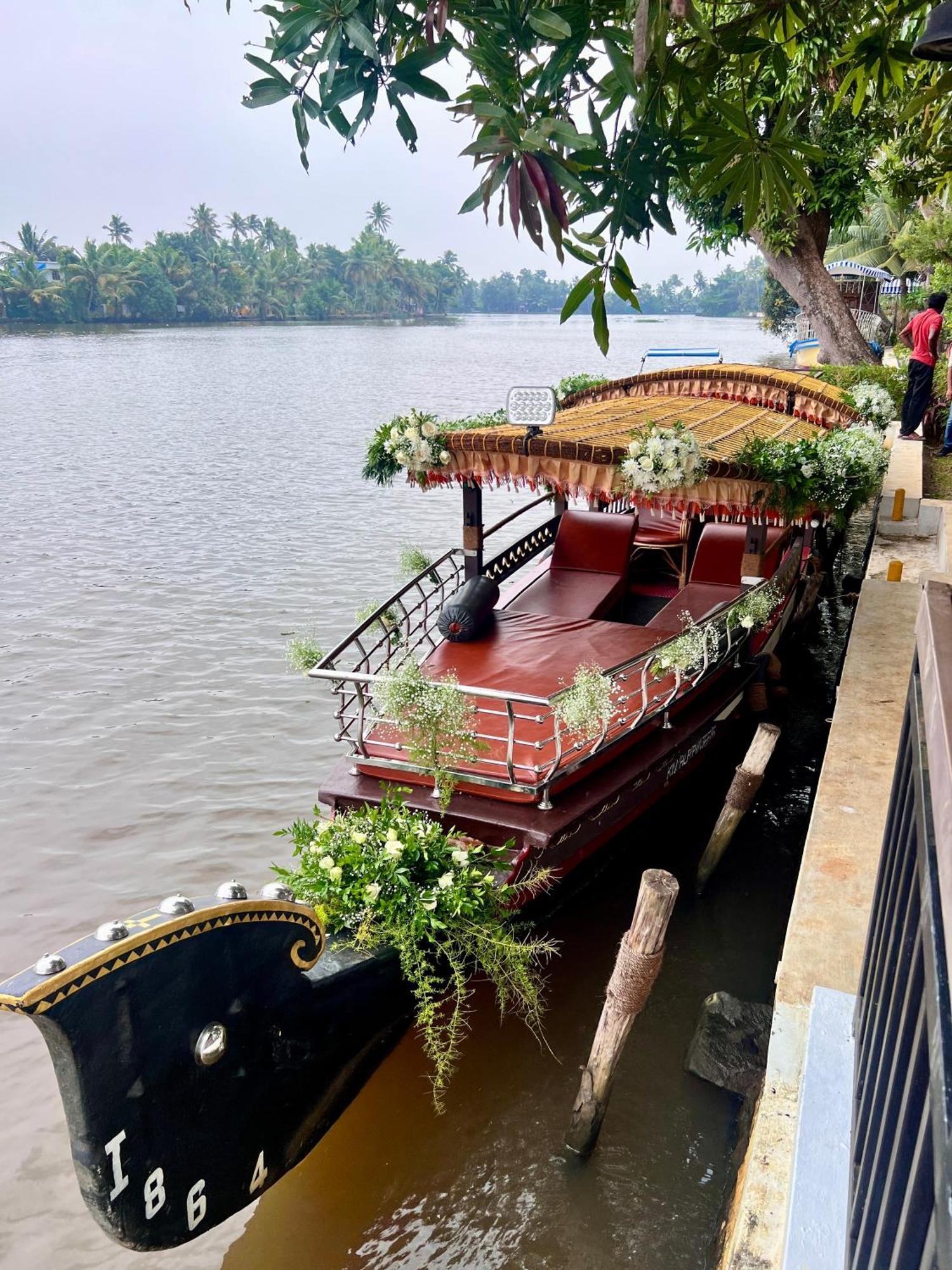 The Pamba Heritage Villa Champakulam Exterior foto